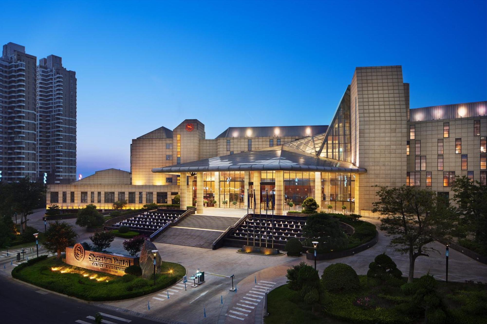 Sheraton Yantai Golden Beach Resort Exterior photo