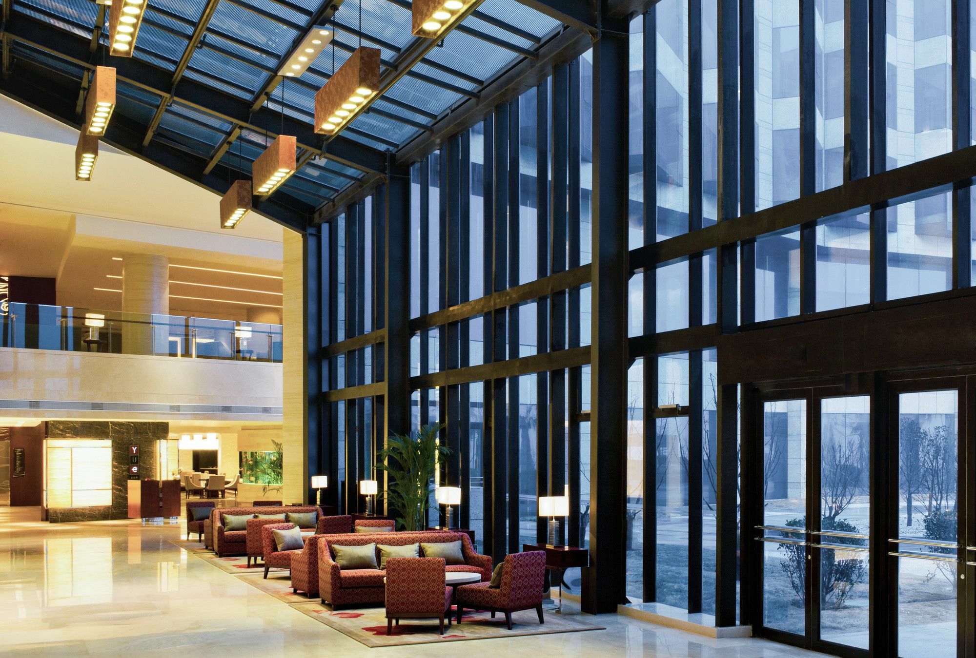 Sheraton Yantai Golden Beach Resort Exterior photo